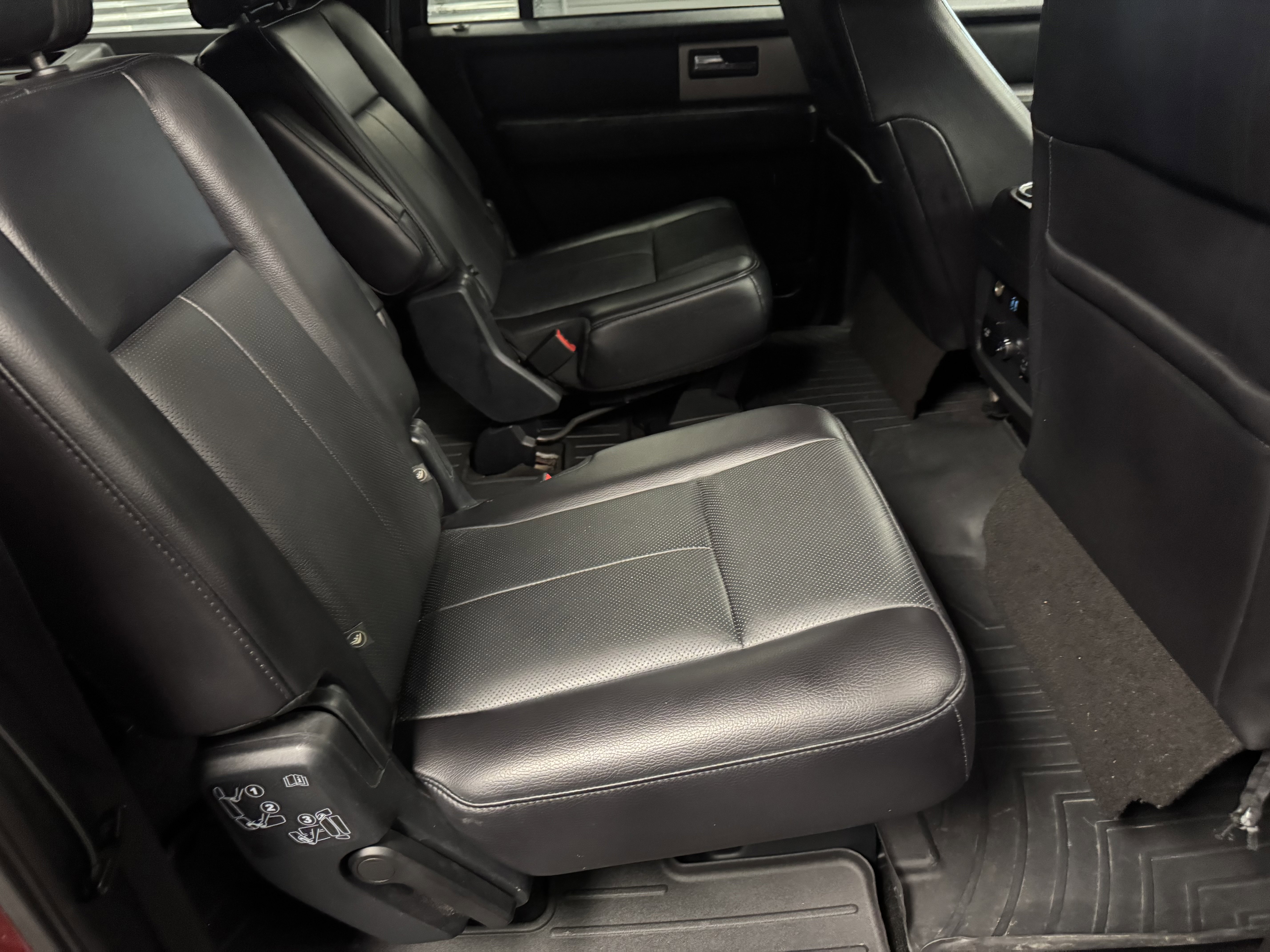 Used 2017 Ford Expedition EL Limited w/ Equipment Group 301A image 17