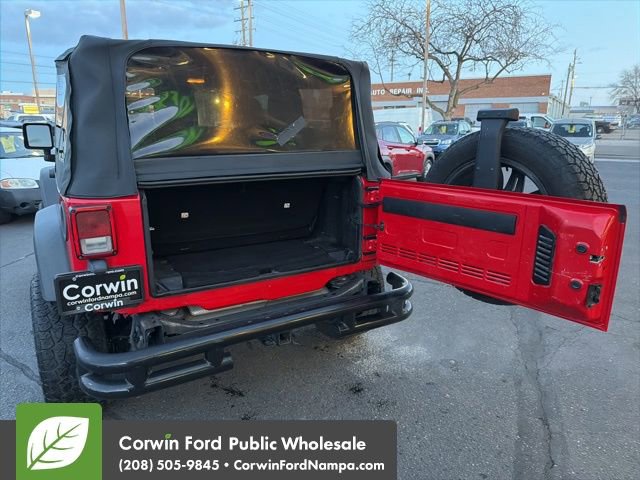 Used 2015 Jeep Wrangler Sport w/ Connectivity Group image 28