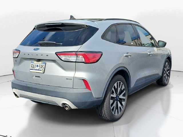 Used 2020 Ford Escape SE Sport FWD image 3