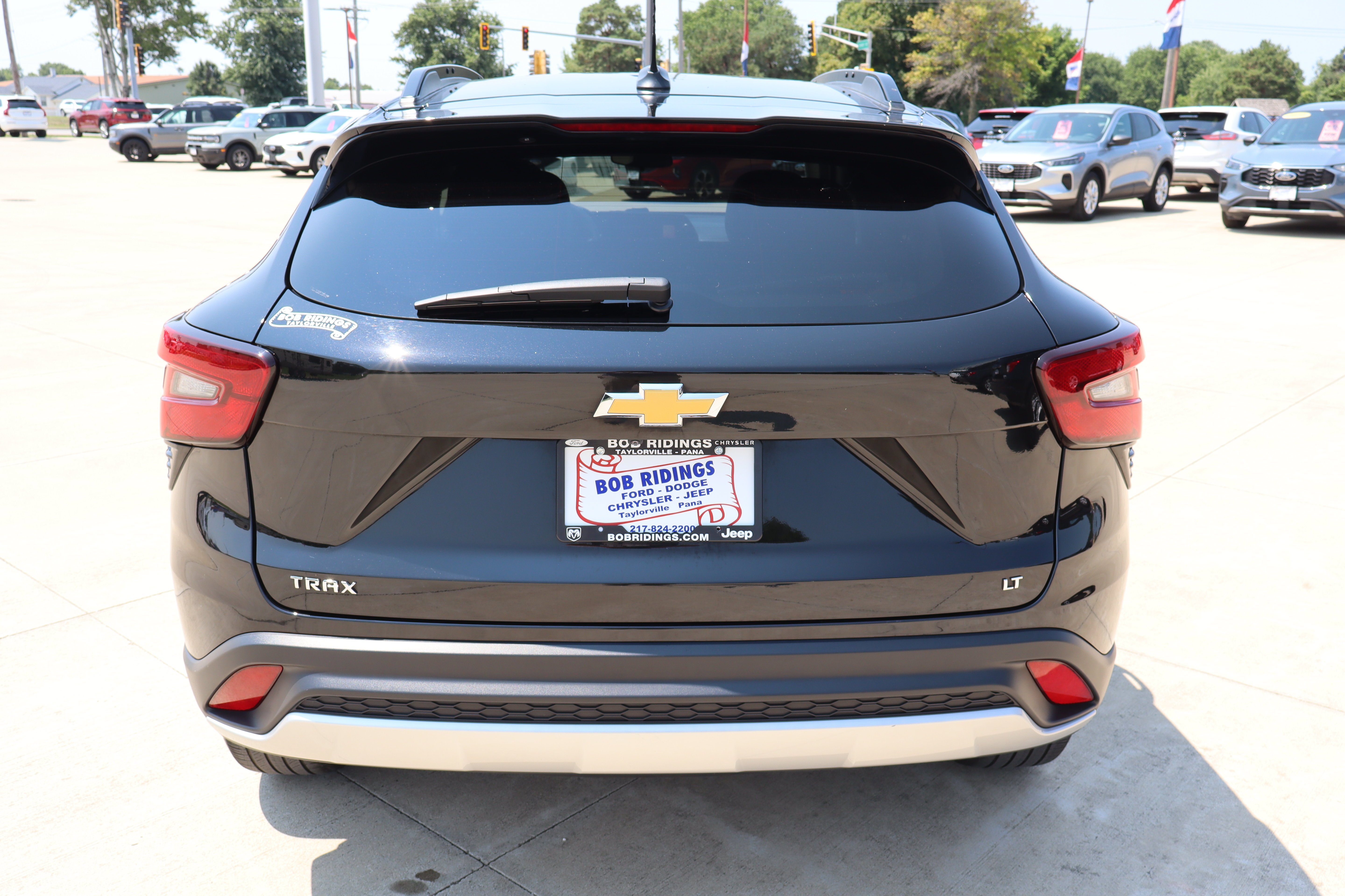 Used 2024 Chevrolet Trax LT w/ Driver Confidence Package FWD image 6