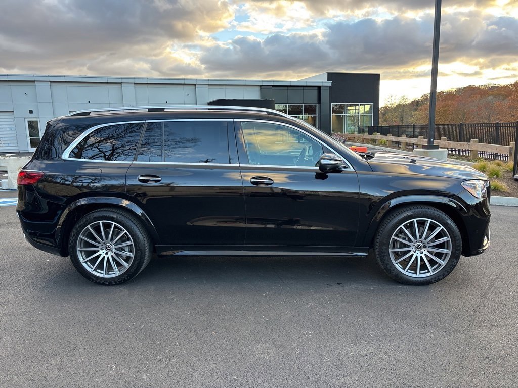 Used 2025 Mercedes-Benz GLS 450 GLS 450 image 4