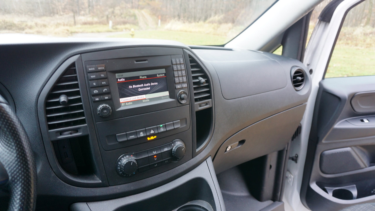Used 2020 Mercedes-Benz Metris w/ Safety Package image 17