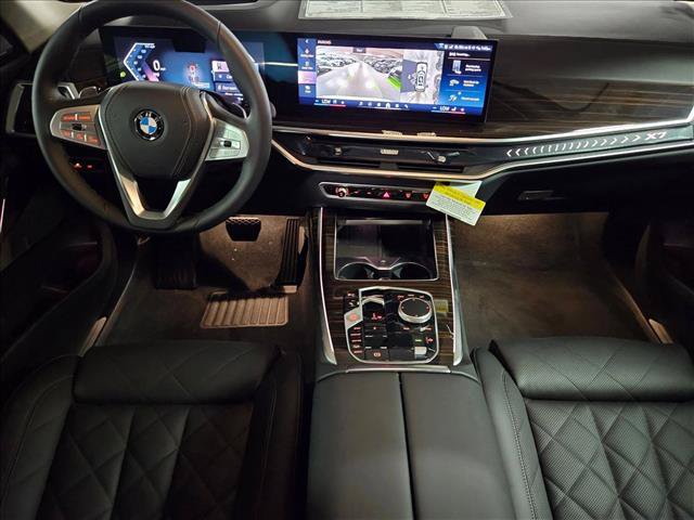 Used 2027 BMW X7 xDrive40i w/ Premium Package AWD/4WD image 15