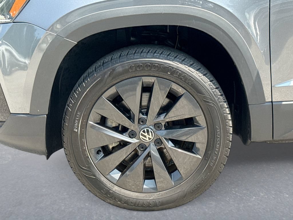 Used 2024 Volkswagen Taos S FWD image 18
