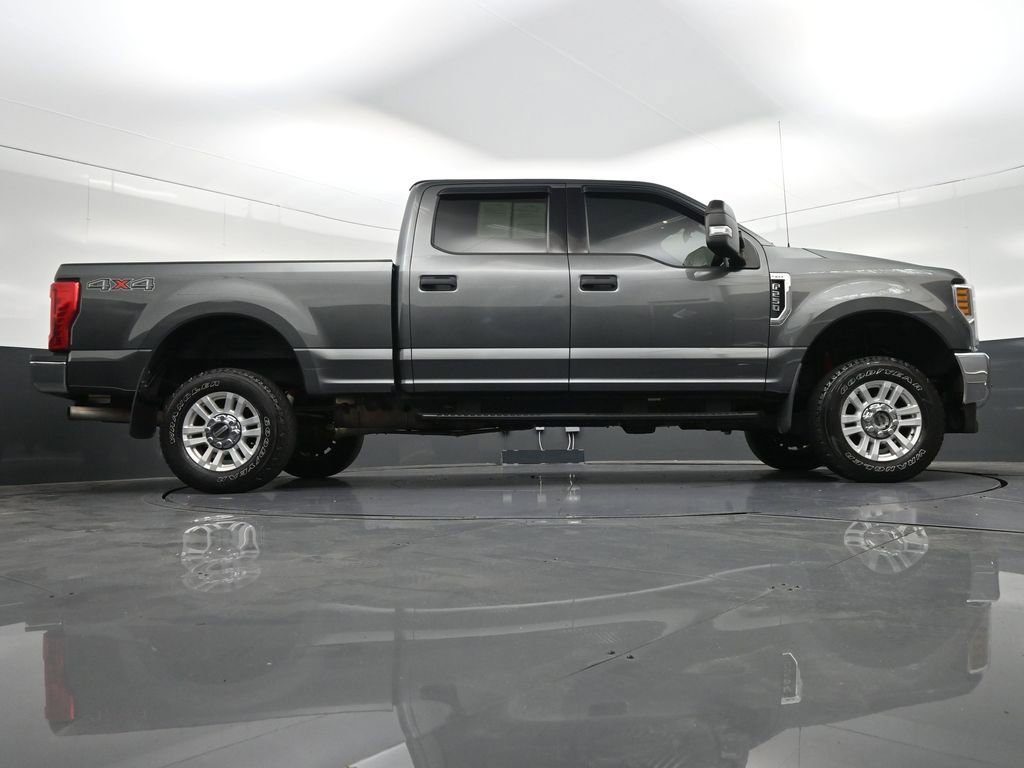 Used 2019 Ford F250 XLT w/ Snow Plow Prep Package image 28