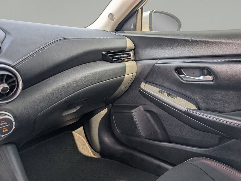 Used 2020 Nissan Sentra SV FWD image 29