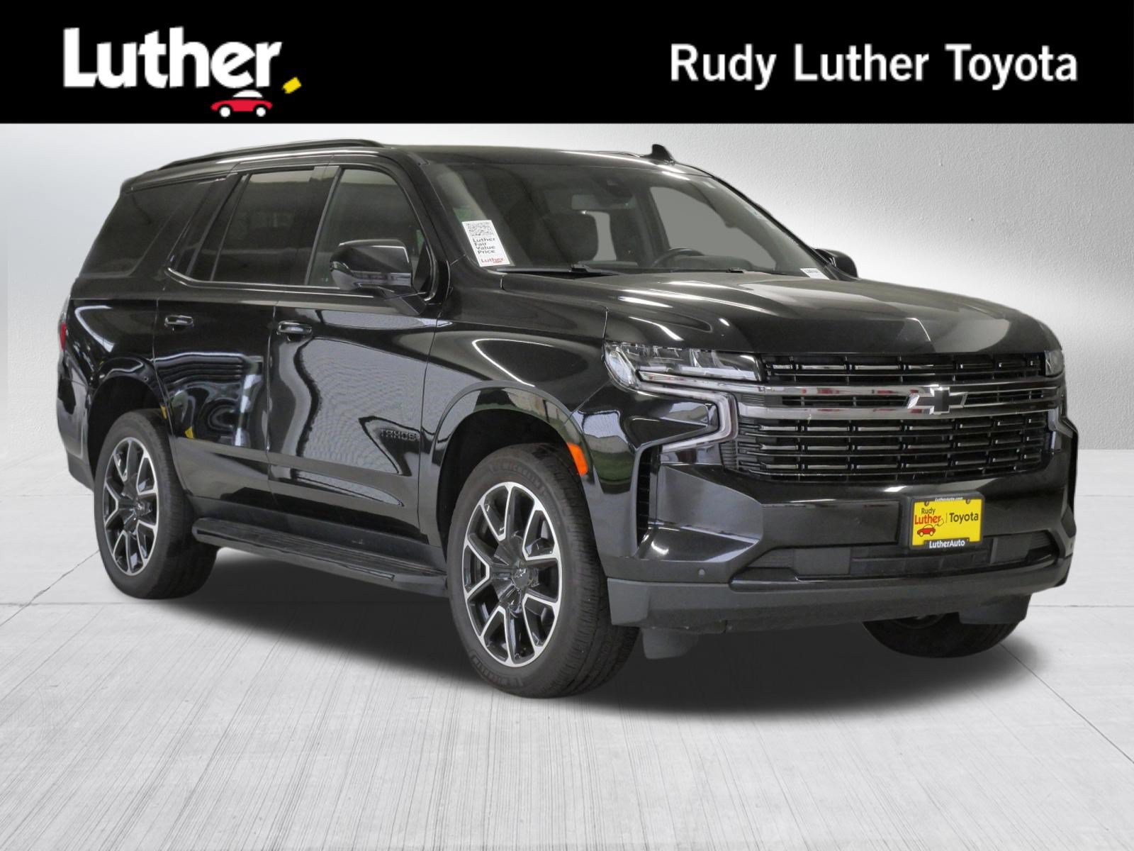Used 2022 Chevrolet Tahoe RST w/ Sport Performance Package AWD/4WD image 1