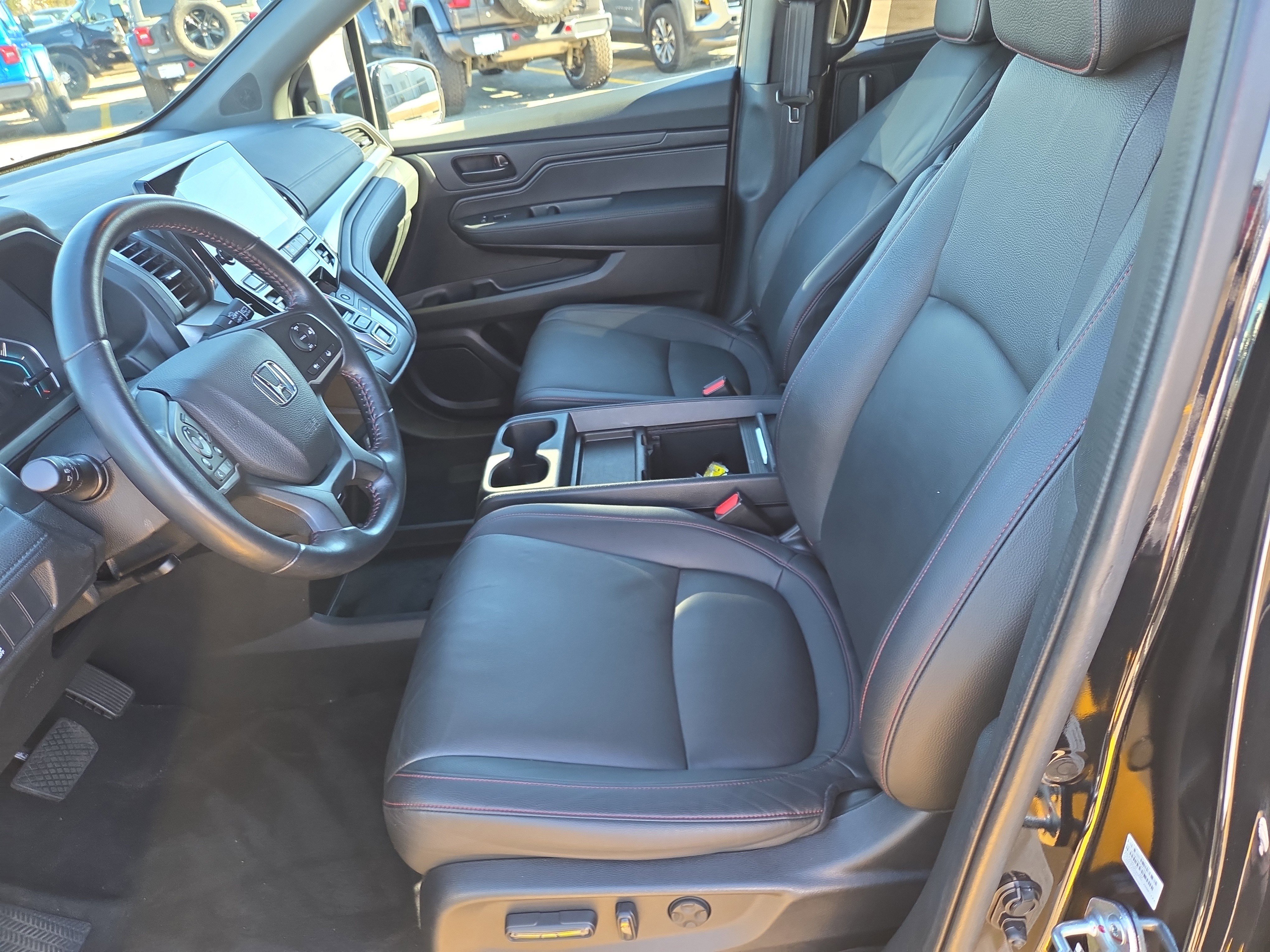Used 2023 Honda Odyssey Sport image 5