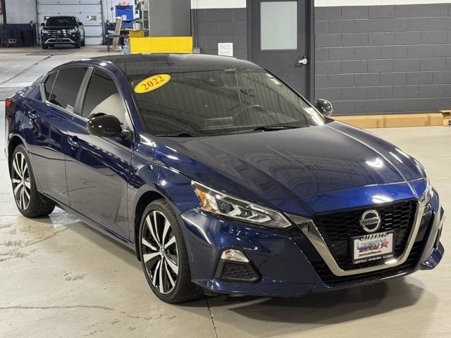 Used 2022 Nissan Altima 2.5 SR AWD/4WD image 4