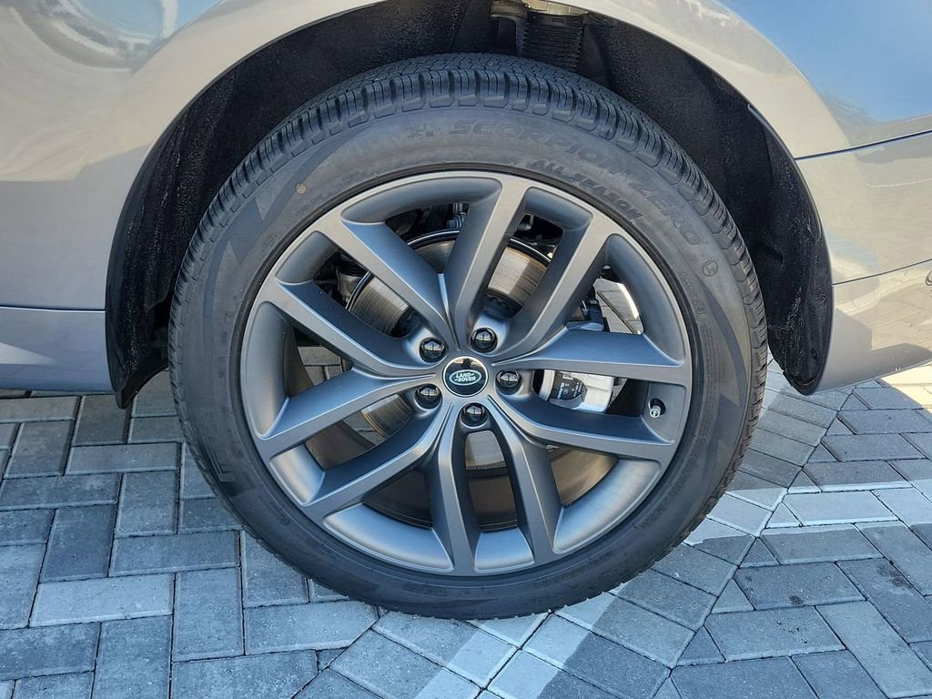 Certified 2025 Land Rover Range Rover Sport Dynamic SE image 14