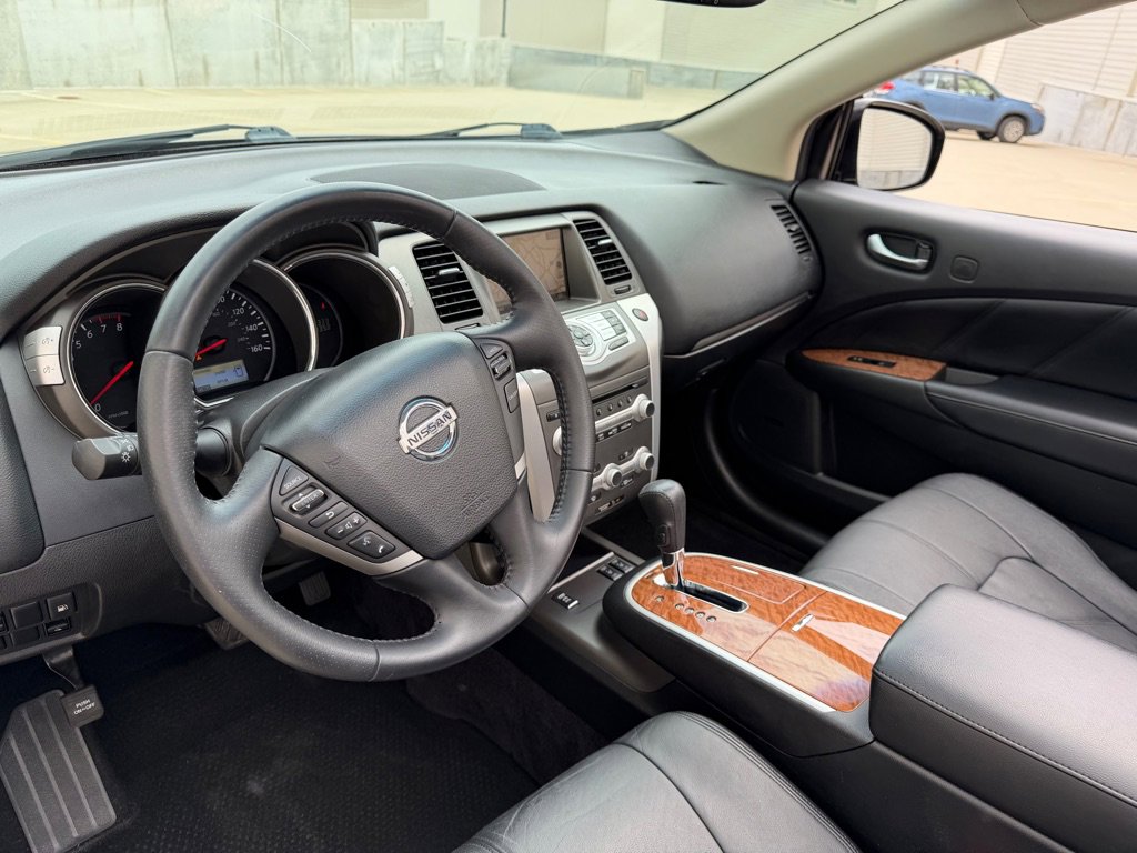 Used 2014 Nissan Murano CrossCabriolet w/ Navigation Package AWD/4WD image 13