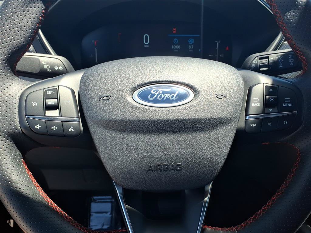 Used 2025 Ford Escape ST-Line AWD/4WD image 13
