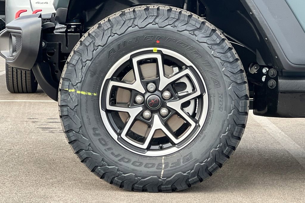 Used 2026 Jeep Wrangler Unlimited Rubicon w/ Safety Group AWD/4WD image 25