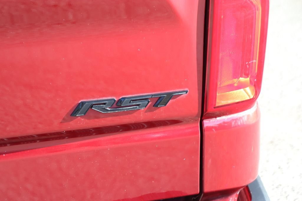 Used 2020 Chevrolet Silverado 1500 RST AWD/4WD image 45