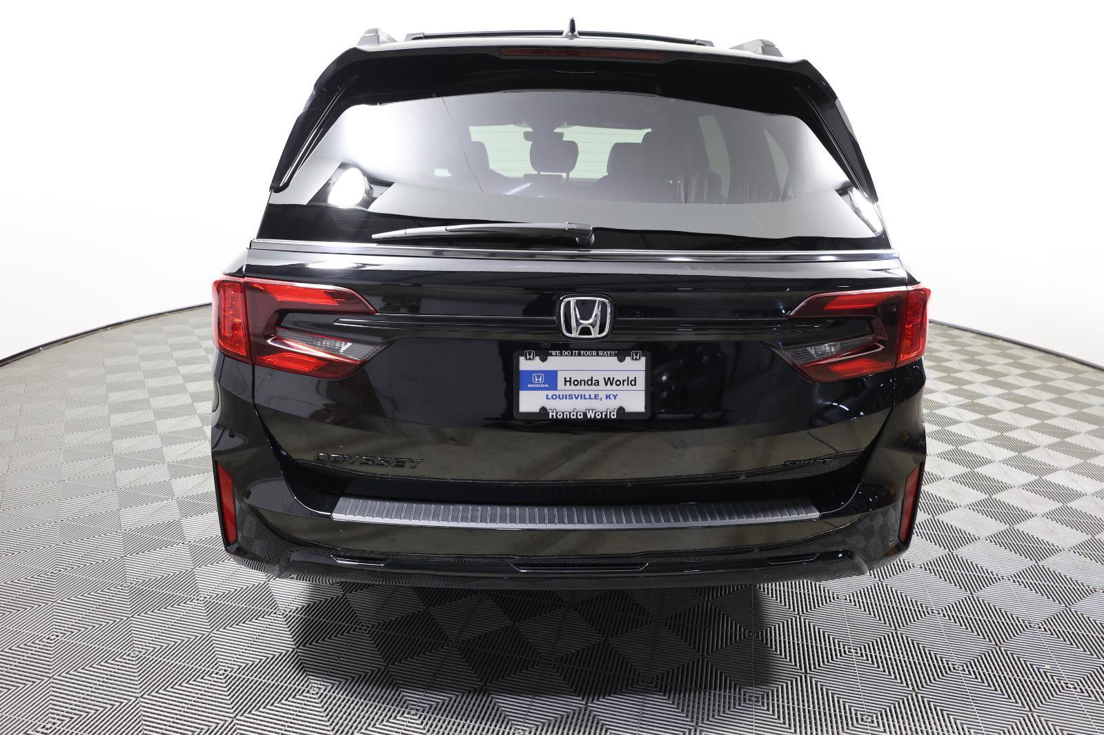 Used 2026 Honda Odyssey Sport-L image 6