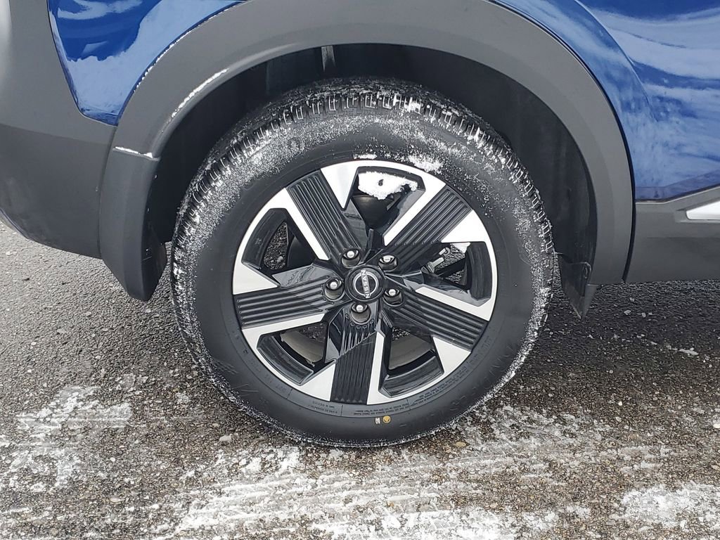 New 2026 Nissan Kicks SV w/ Cold Weather Package AWD/4WD image 5