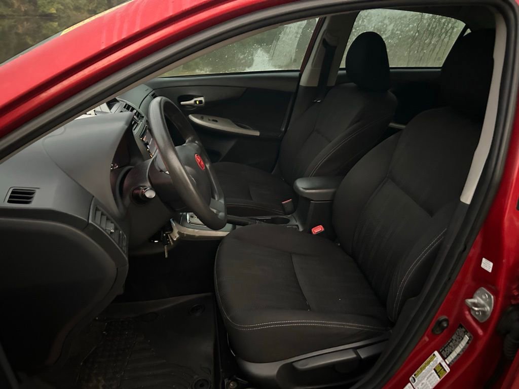 Used 2013 Toyota Corolla S image 13