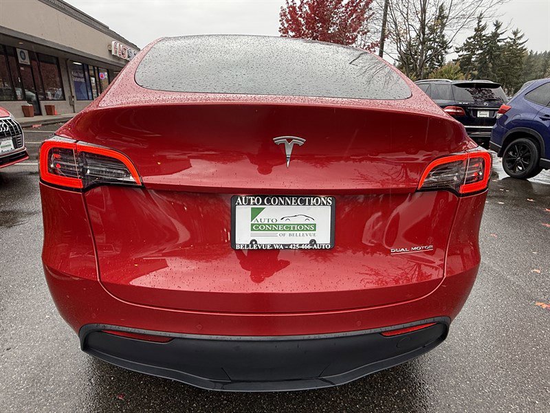 Used 2022 Tesla Model Y Performance image 4
