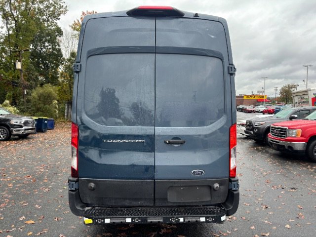 Used 2020 Ford Transit 250 148 High Roof Extended image 5