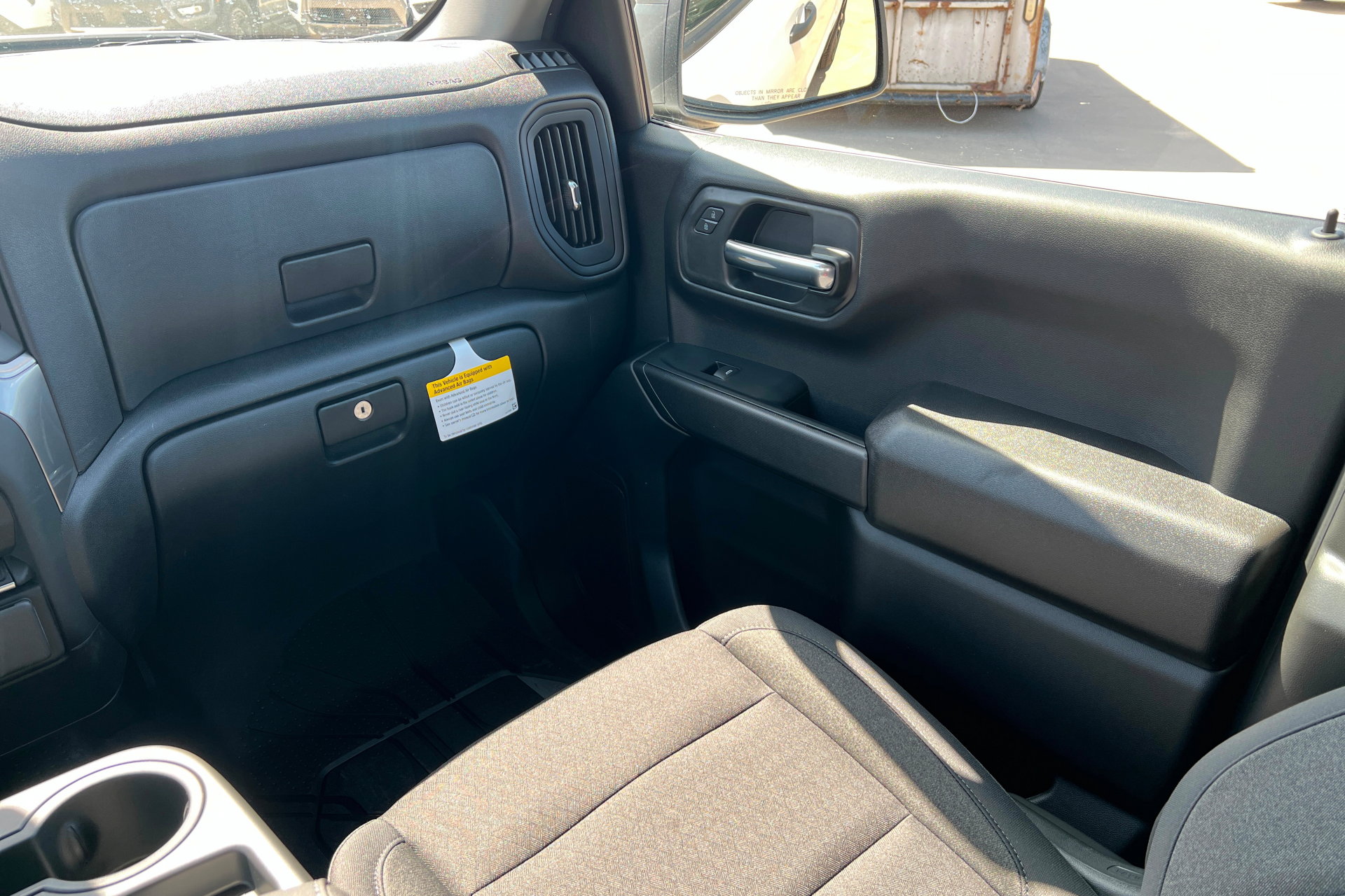 New 2026 Chevrolet Silverado 1500 Custom w/ LPO, Dark Essentials Package AWD/4WD image 11