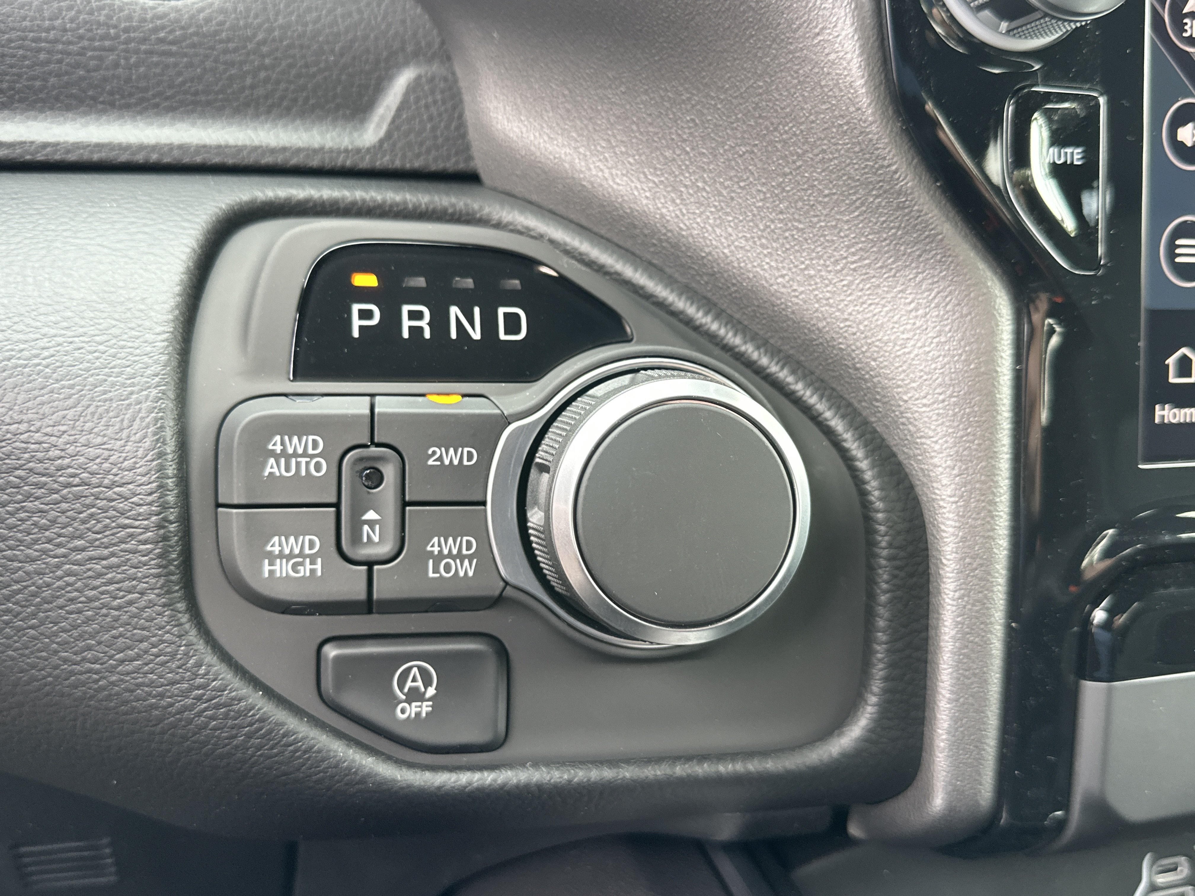 New 2026 RAM 1500 Big Horn AWD/4WD image 7