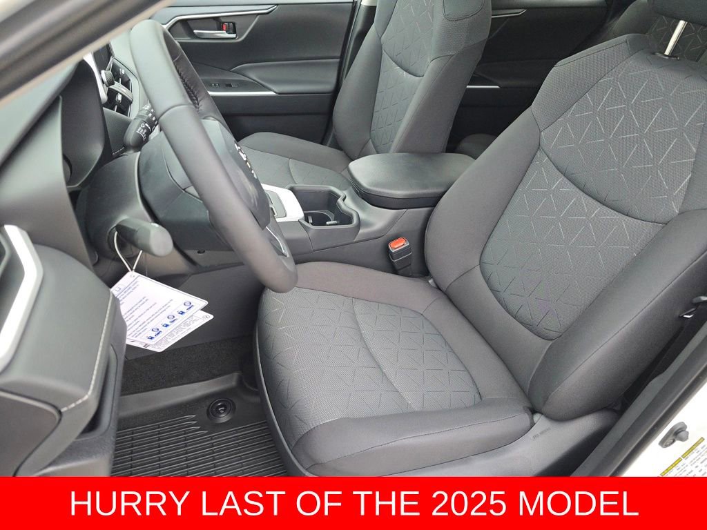 New 2025 Toyota RAV4 XLE image 25