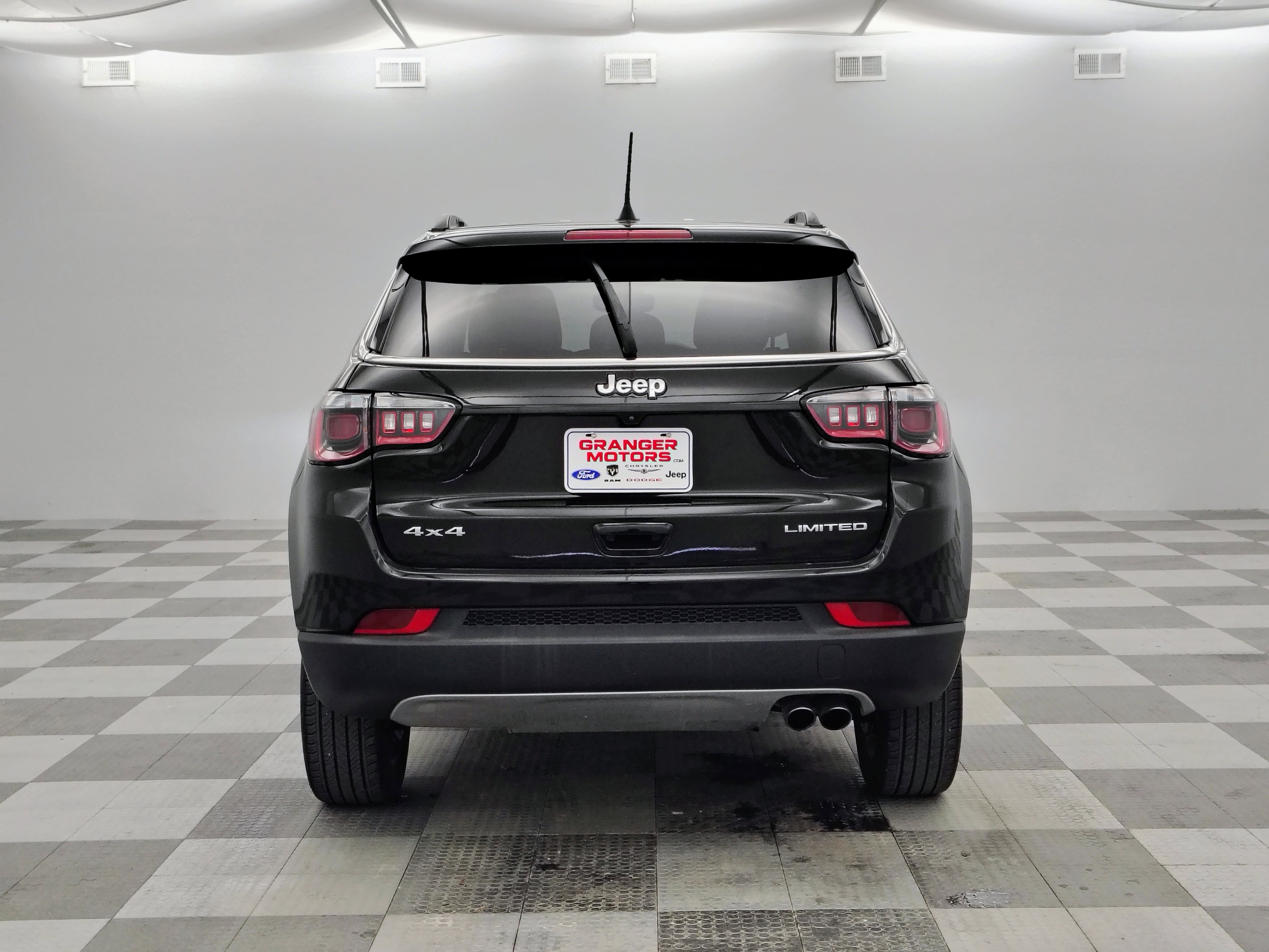 Used 2022 Jeep Compass Limited AWD/4WD image 8