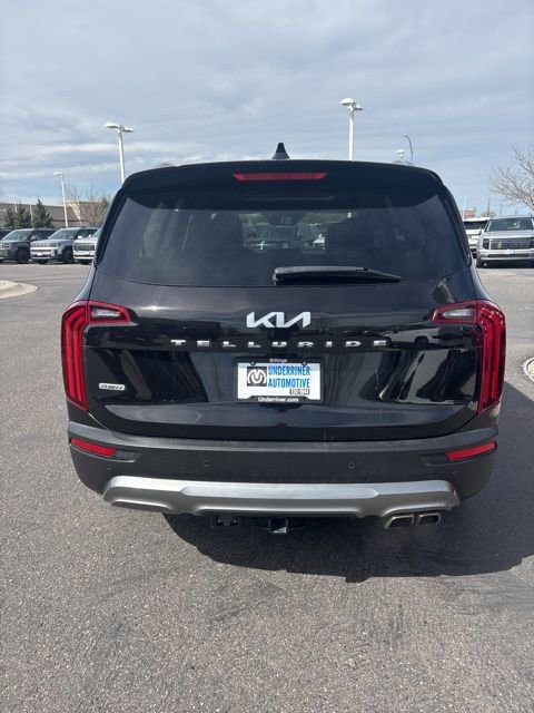 Used 2022 Kia Telluride SX w/ Towing Package AWD/4WD image 3