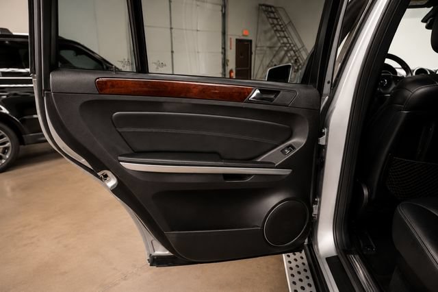 Used 2011 Mercedes-Benz GL 450 4MATIC image 30