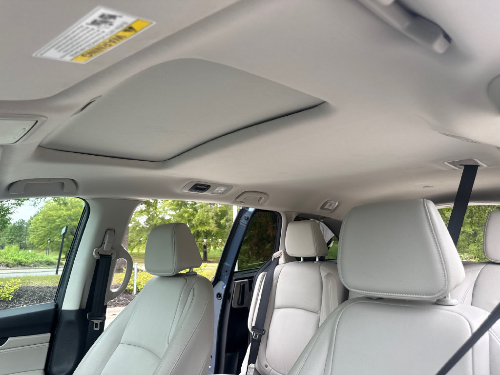Certified 2025 Honda Odyssey EX-L image 31