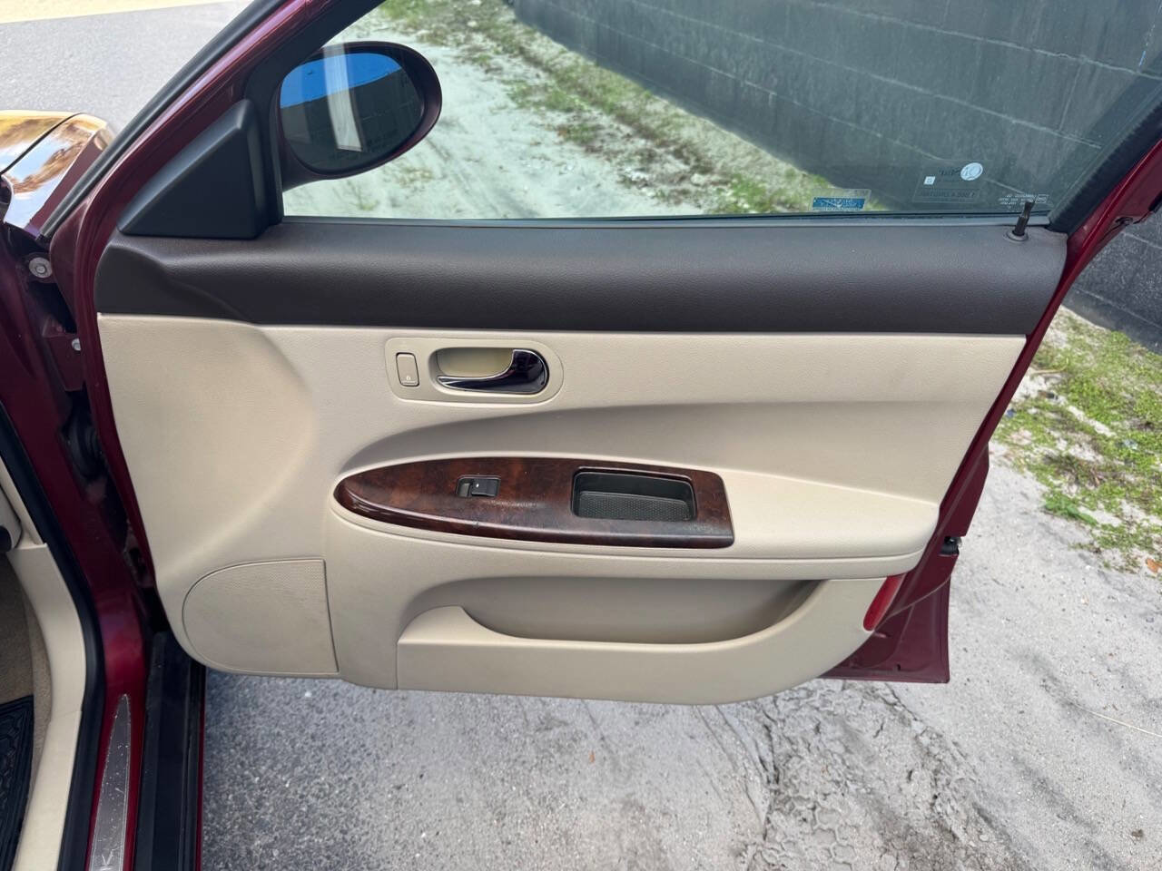 Used 2009 Buick LaCrosse CX image 17