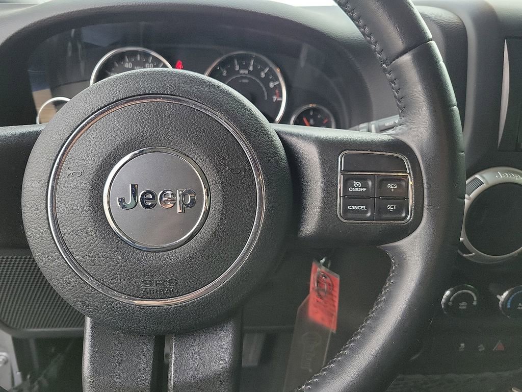 Used 2018 Jeep Wrangler Unlimited Sahara image 19