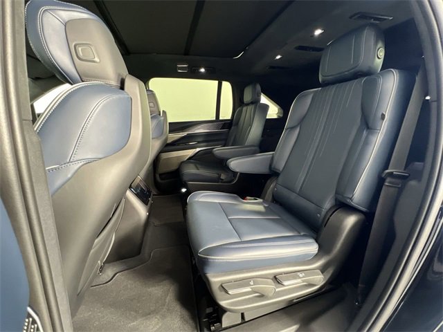 Used 2025 Cadillac Escalade IQ Sport 2 image 26