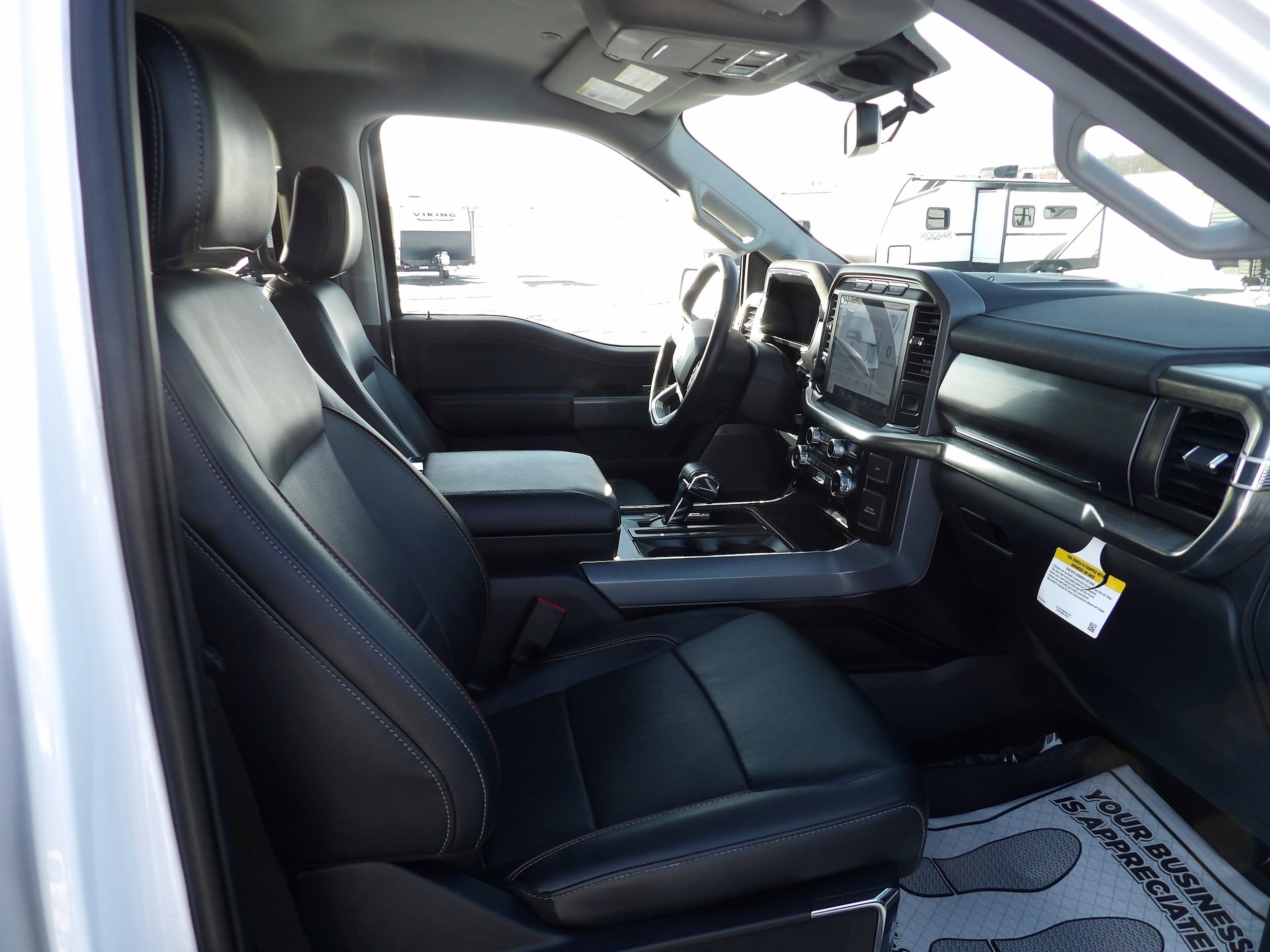 Used 2022 Ford F150 Lariat image 9