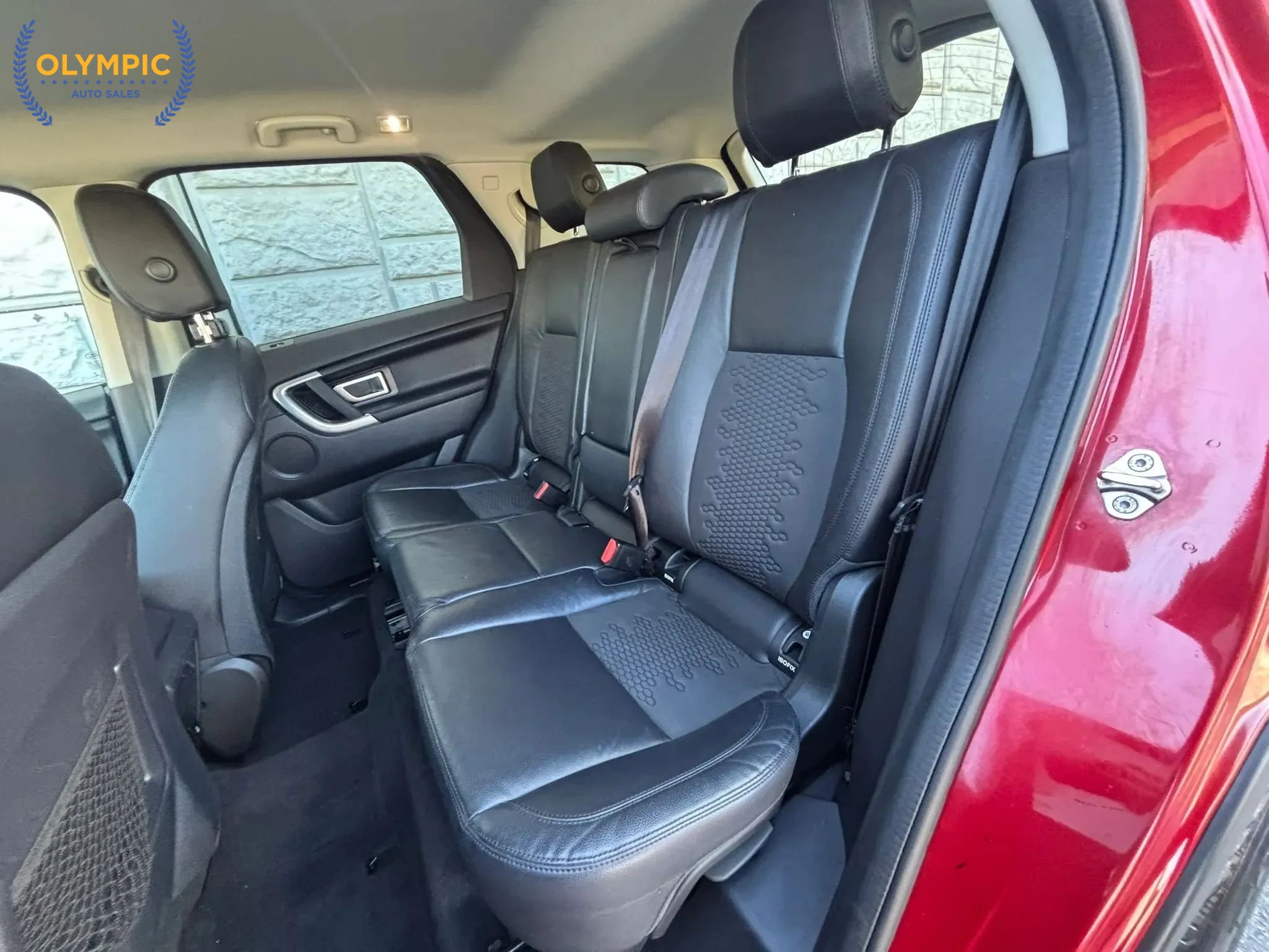 Used 2019 Land Rover Discovery Sport SE image 24