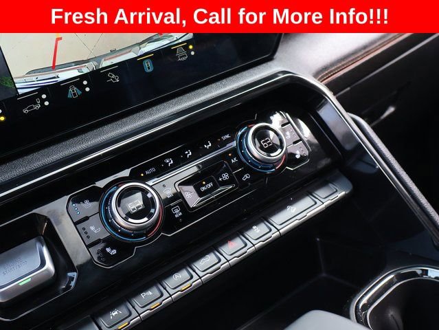Used 2023 GMC Sierra 1500 AT4 w/ Technology Package AWD/4WD image 32