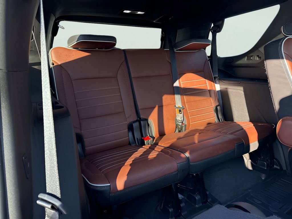 Used 2024 GMC Yukon Denali Ultimate image 13