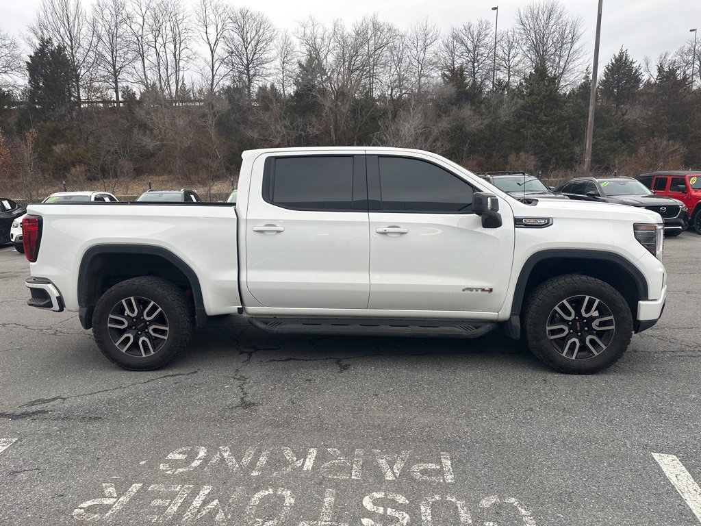 Used 2024 GMC Sierra 1500 AT4 w/ Technology Package image 4