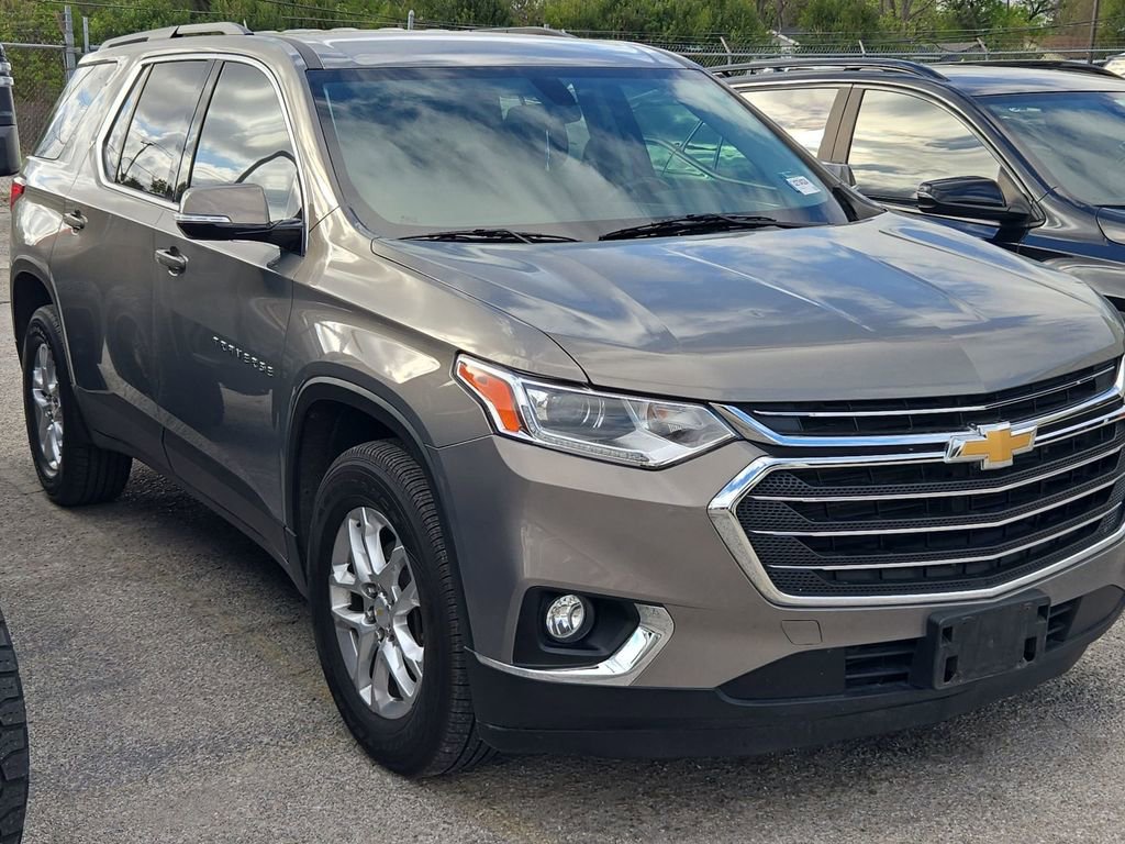 Used 2019 Chevrolet Traverse LT image 1