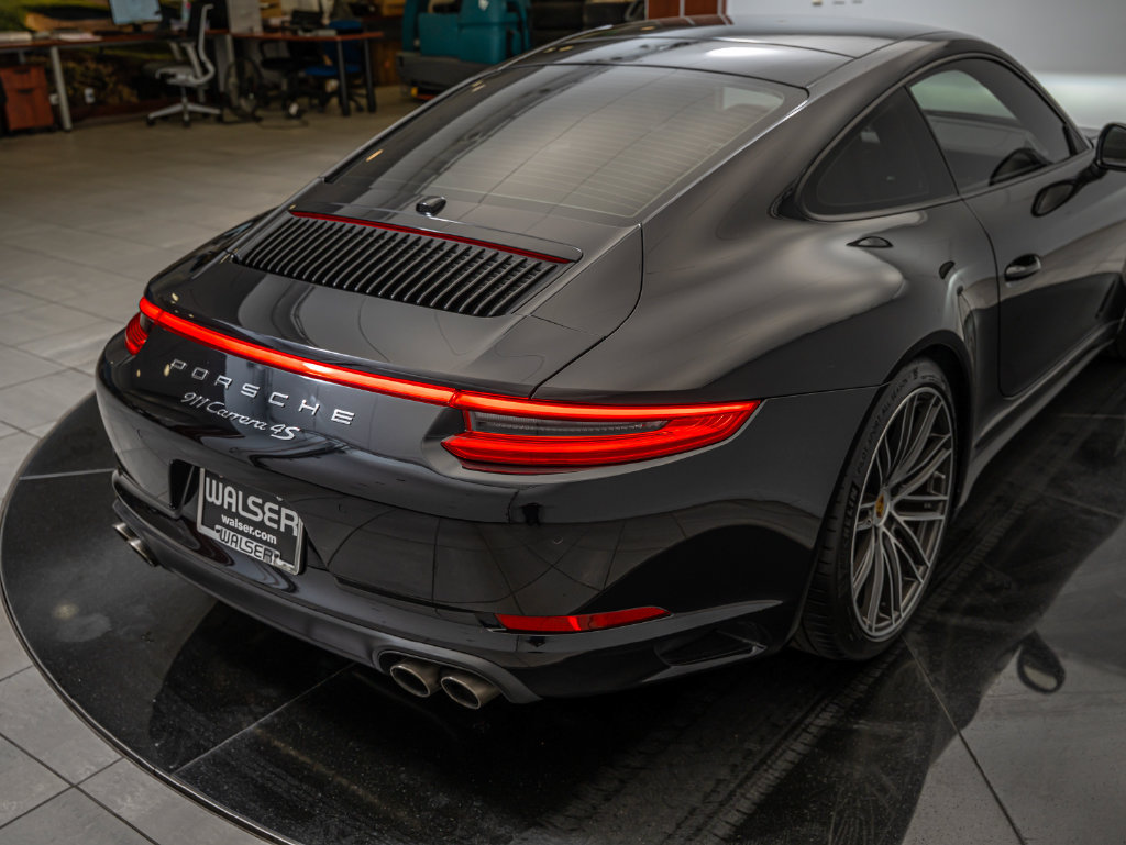 Used 2019 Porsche 911 Carrera 4S AWD/4WD image 38
