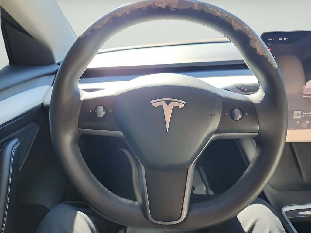 Used 2022 Tesla Model 3 Standard Range image 18