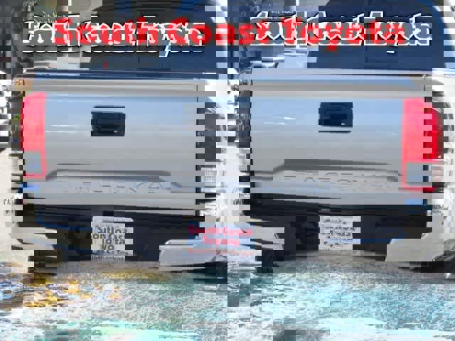 Used 2016 Toyota Tacoma SR5 image 14