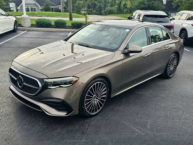 New 2027 Mercedes-Benz E 450 4MATIC Sedan image 4