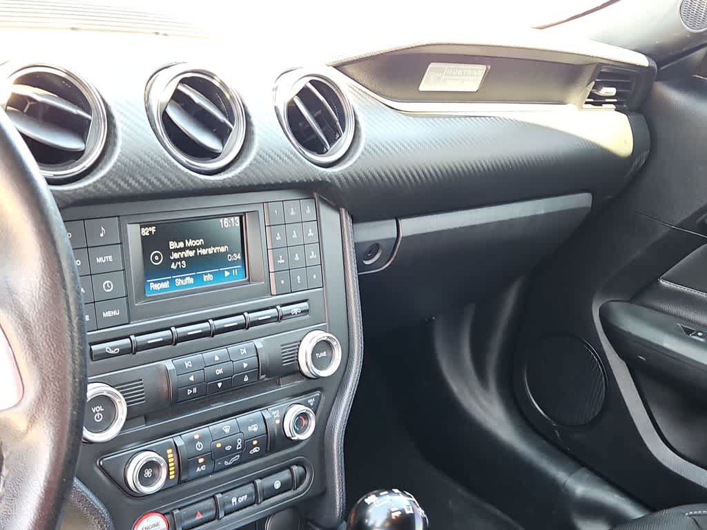 Used 2017 Ford Mustang Coupe RWD image 19