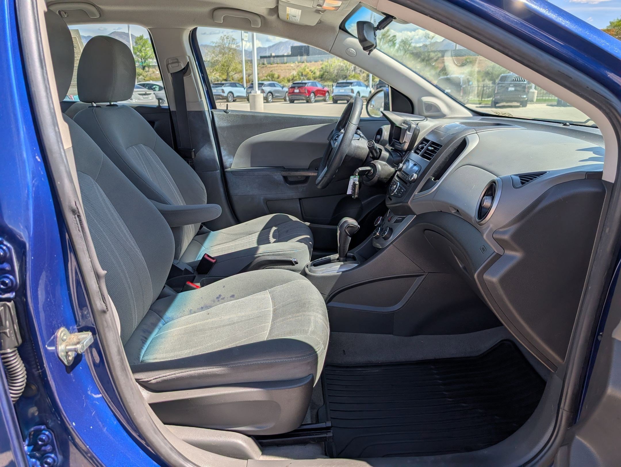 Used 2013 Chevrolet Sonic LT image 25