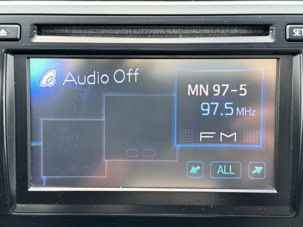 Used 2012 Toyota Camry XLE w/ Convenience Pkg image 2