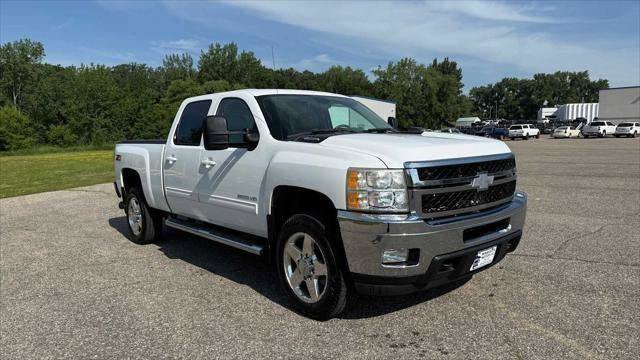 Used 2011 Chevrolet Silverado 2500 LTZ w/ Snow Plow Prep Package AWD/4WD image 2