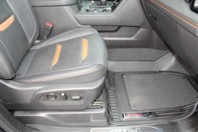 Used 2024 GMC Sierra 1500 AT4 w/ Technology Package image 18