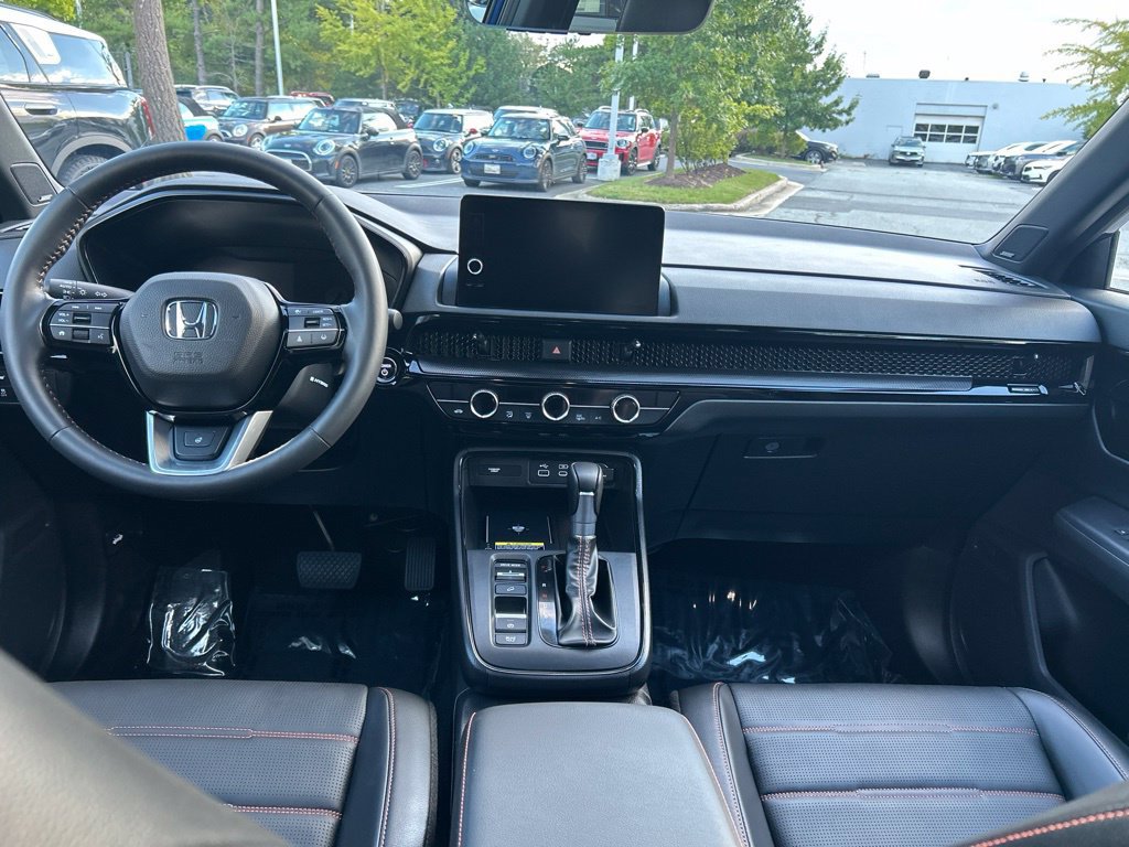 Used 2025 Honda CR-V Sport Touring image 28