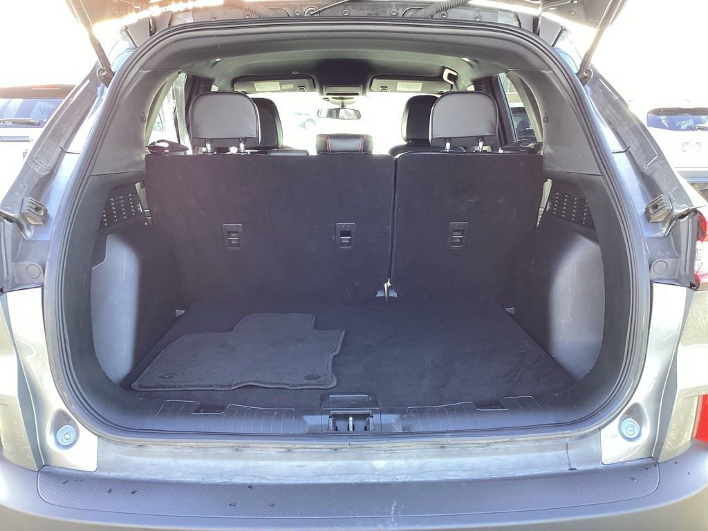Used 2025 Ford Escape ST-Line image 12